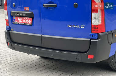 Грузовой фургон Renault Master 2021 в 