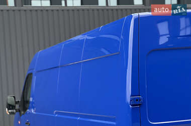Грузовой фургон Renault Master 2021 в 