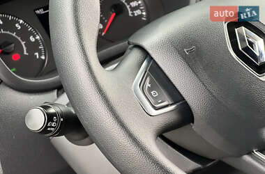 Грузовой фургон Renault Master 2021 в 
