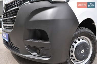 Грузовой фургон Renault Master 2020 в 