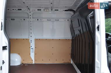 Грузовой фургон Renault Master 2020 в 