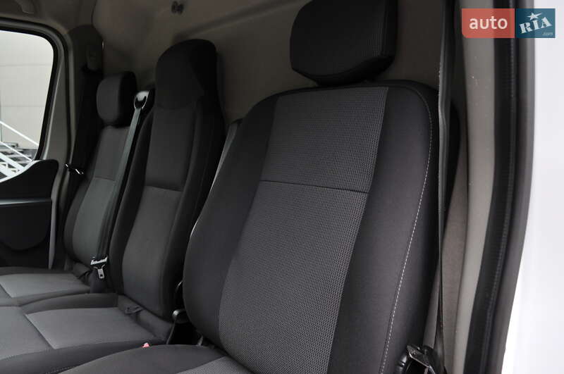 Грузовой фургон Renault Master 2020 в Киеве