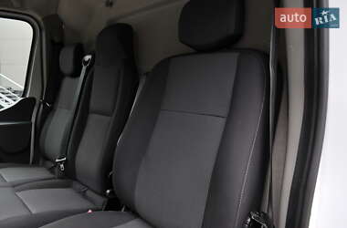 Грузовой фургон Renault Master 2020 в 