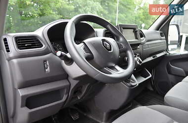 Грузовой фургон Renault Master 2020 в 