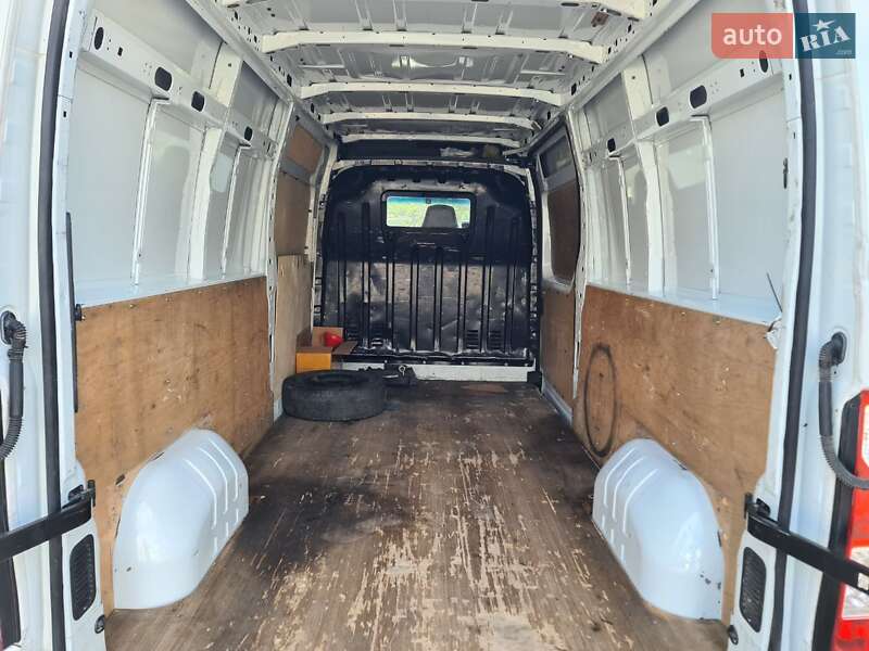 Вантажний фургон Renault Master 2016 в Харкові