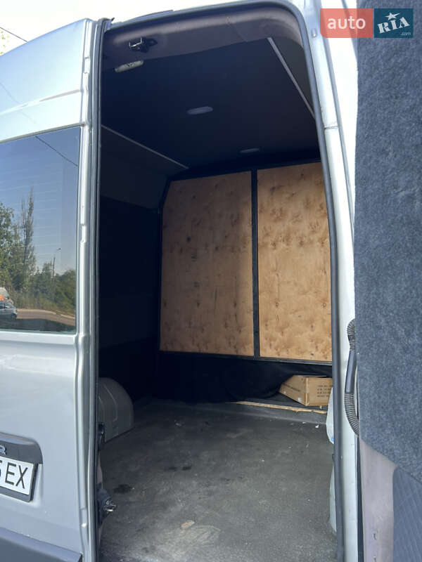 Грузопассажирский фургон Renault Master 2011 в Тернополе