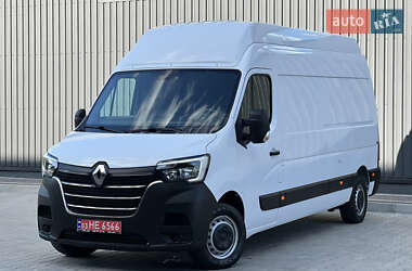 Грузовой фургон Renault Master 2022 в 