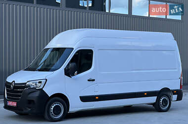 Грузовой фургон Renault Master 2022 в 