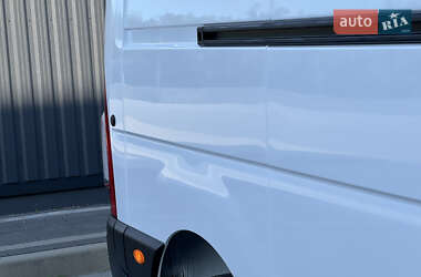 Грузовой фургон Renault Master 2022 в 