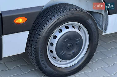 Грузовой фургон Renault Master 2022 в 