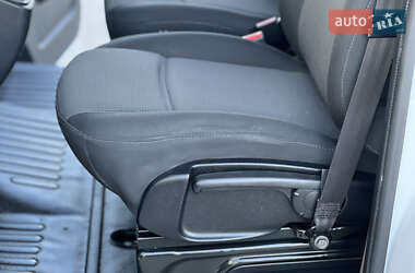 Грузовой фургон Renault Master 2022 в 