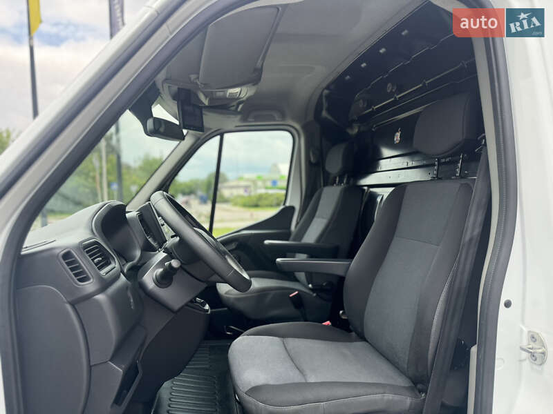 Грузовой фургон Renault Master 2021 в Дубно