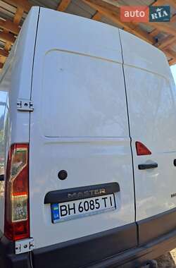 Грузовой фургон Renault Master 2017 в 