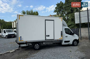 Другие грузовики Renault Master 2017 в 