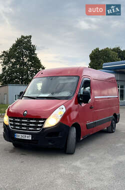 Вантажний фургон Renault Master 2012 в Волочиську