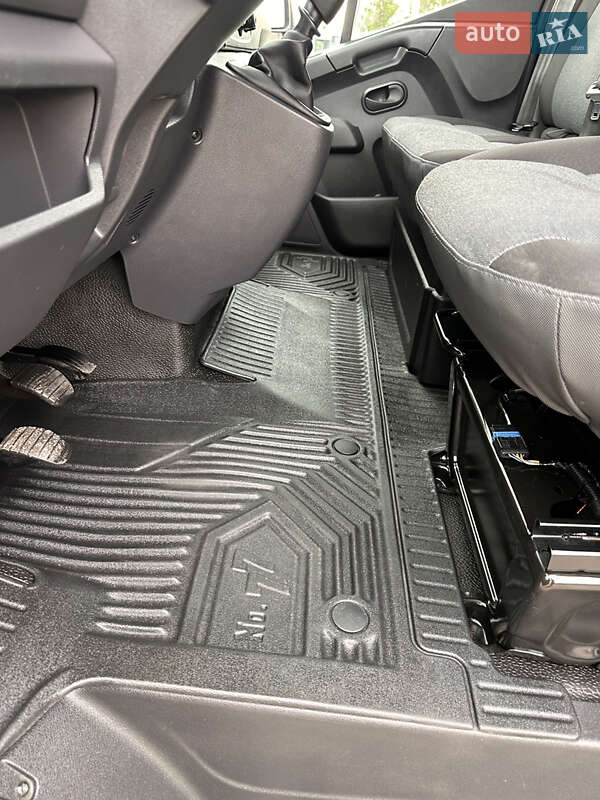 Грузовой фургон Renault Master 2020 в Дубно