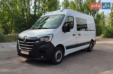 Грузовой фургон Renault Master 2020 в 