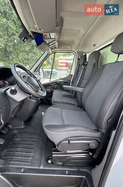 Грузовой фургон Renault Master 2019 в 