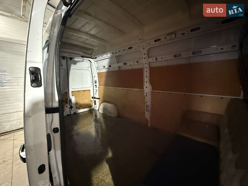 Грузовой фургон Renault Master 2019 в Львове