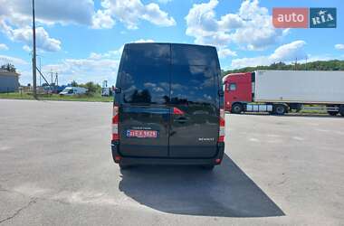 Грузовой фургон Renault Master 2020 в 