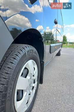 Грузовой фургон Renault Master 2020 в 