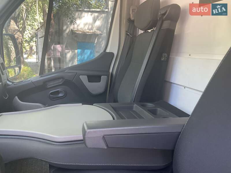 Грузовой фургон Renault Master 2016 в Днепре фото 15 Грузовой фургон Renault Master 2016 в Днепре