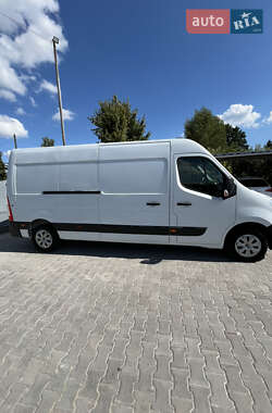 Грузовой фургон Renault Master 2012 в 
