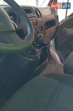 Грузовой фургон Renault Master 2011 в 