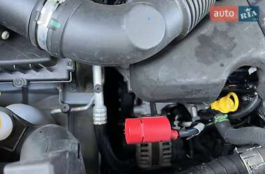 Грузовой фургон Renault Master 2021 в 