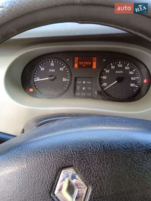 Вантажний фургон Renault Master 2005 в Тернополі фото 14 Вантажний фургон Renault Master 2005 в Тернополі
