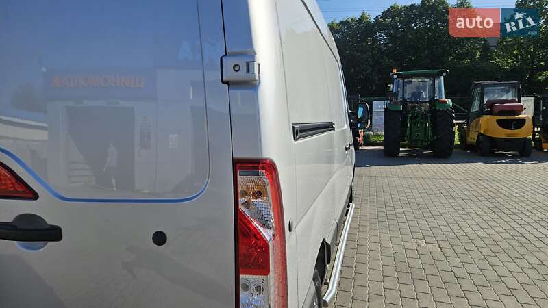 Вантажний фургон Renault Master 2021 в Радомишлі