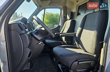 Грузовой фургон Renault Master 2021 в 