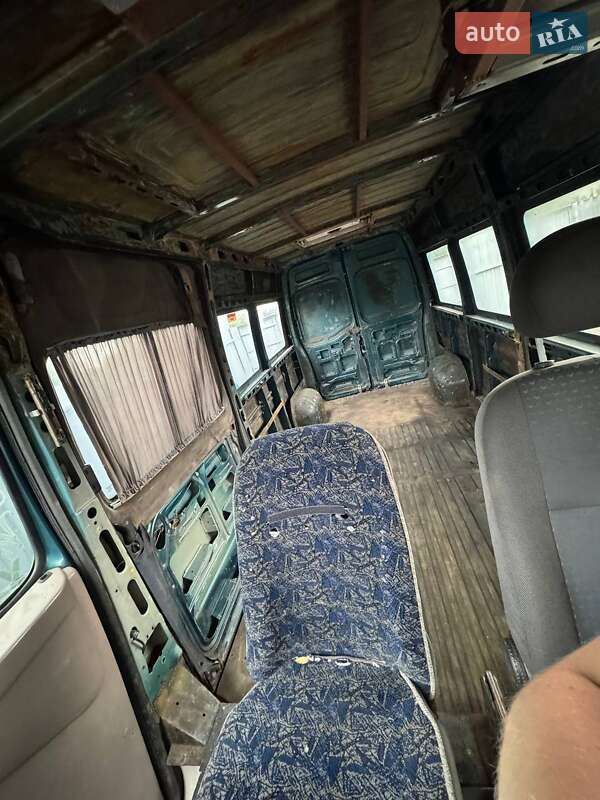 Мікроавтобус Renault Master 2001 в Павлограді