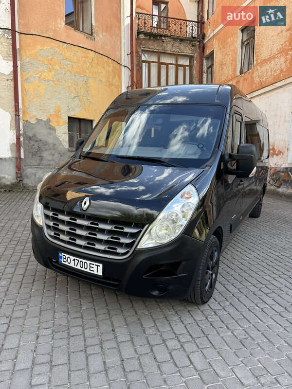 Грузопассажирский фургон Renault Master 2014 в Кременце