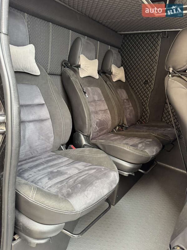 Грузопассажирский фургон Renault Master 2014 в Кременце