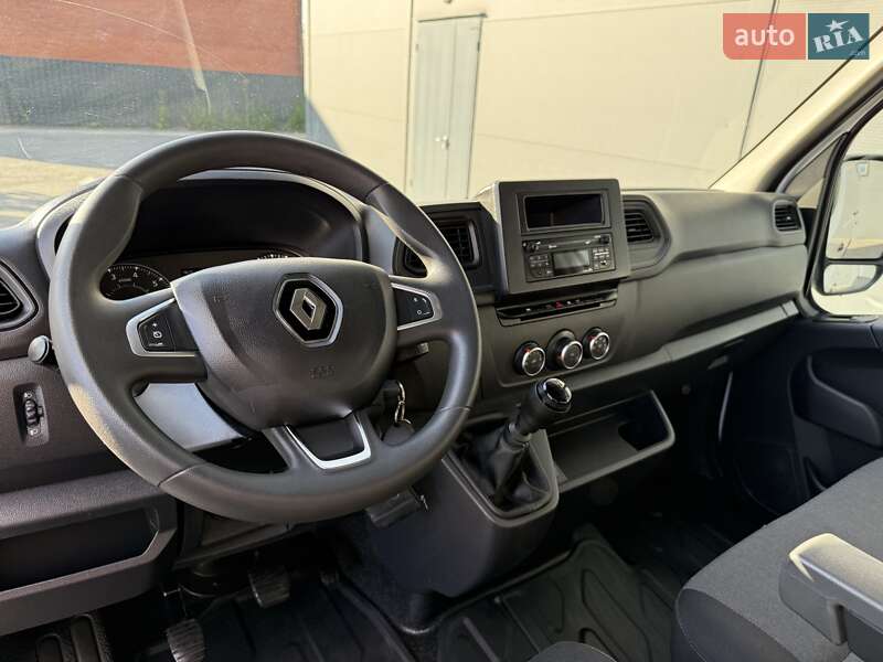 Грузовой фургон Renault Master 2023 в Киеве