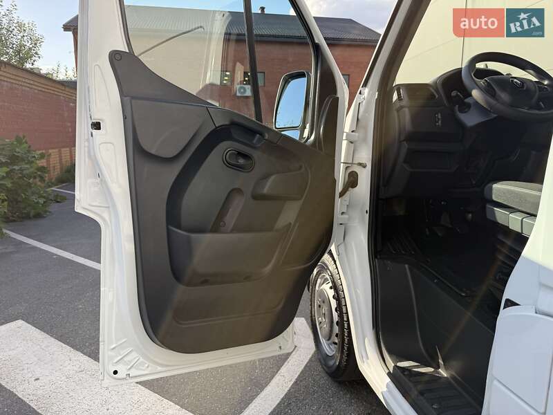 Грузовой фургон Renault Master 2023 в Киеве
