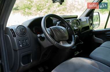 Грузовой фургон Renault Master 2018 в 