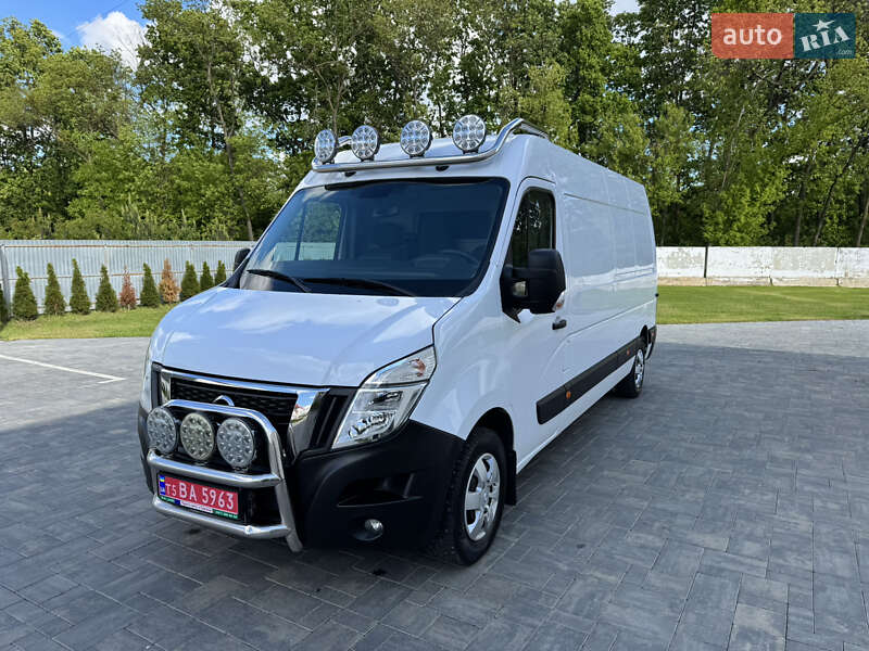 Грузовой фургон Renault Master 2020 в 