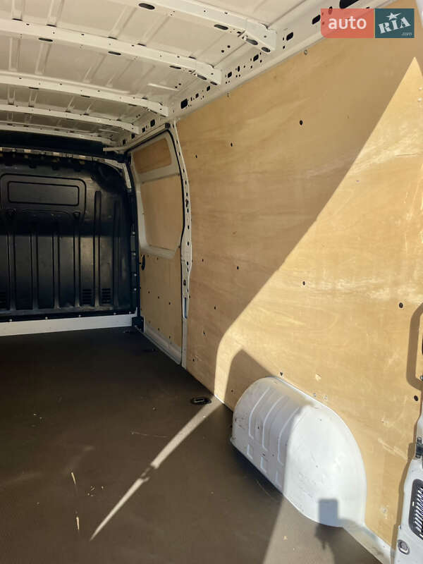 Грузовой фургон Renault Master 2021 в Луцке