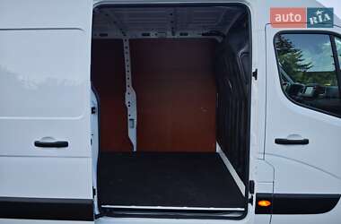 Грузовой фургон Renault Master 2021 в 