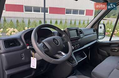 Грузовой фургон Renault Master 2021 в 