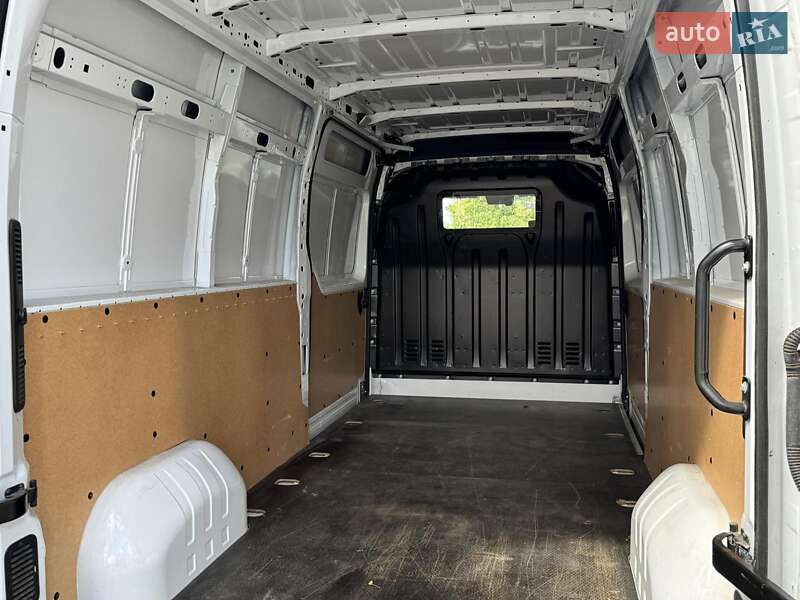 Другие грузовики Renault Master 2023 в Буче