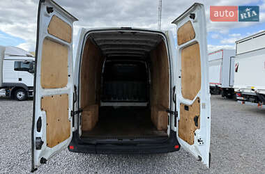 Грузовой фургон Renault Master 2016 в 