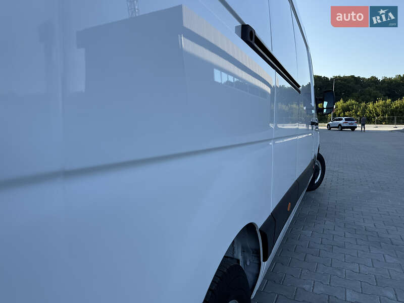 Грузовой фургон Renault Master 2021 в Дубно
