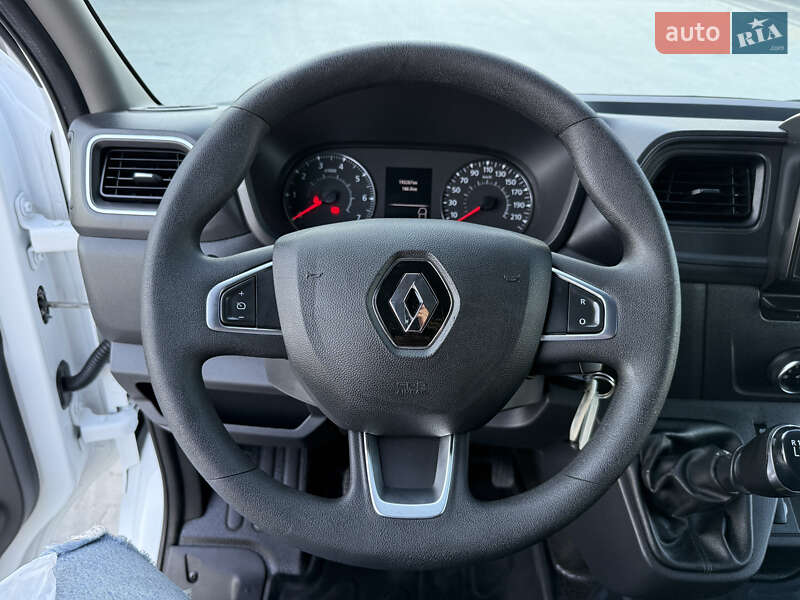 Грузовой фургон Renault Master 2021 в Дубно