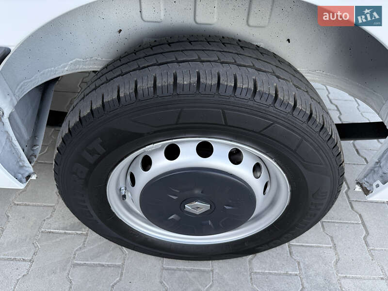 Грузовой фургон Renault Master 2021 в Дубно