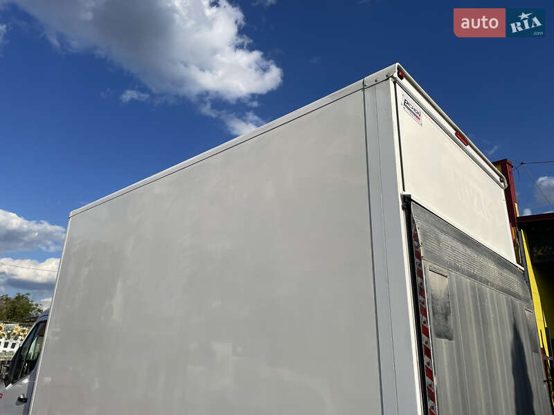 Грузовой фургон Renault Master 2022 в Дрогобыче