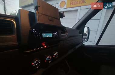 Грузовой фургон Renault Master 2020 в 