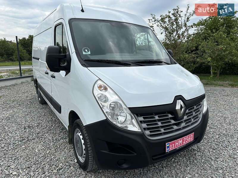 Грузовой фургон Renault Master 2016 в Радехове
